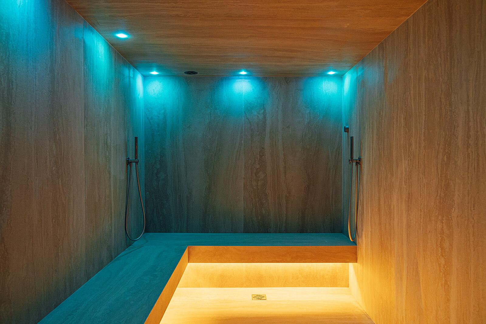 Maito-Pool_SPA_04.jpg